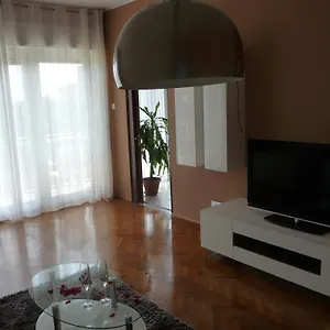 Apartman Noris, Pula